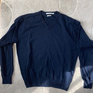 Peter Millar V-neck sweater